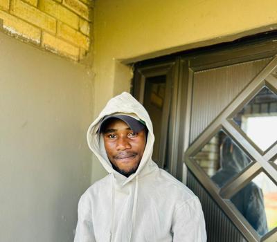 manqalwazi Lwazi